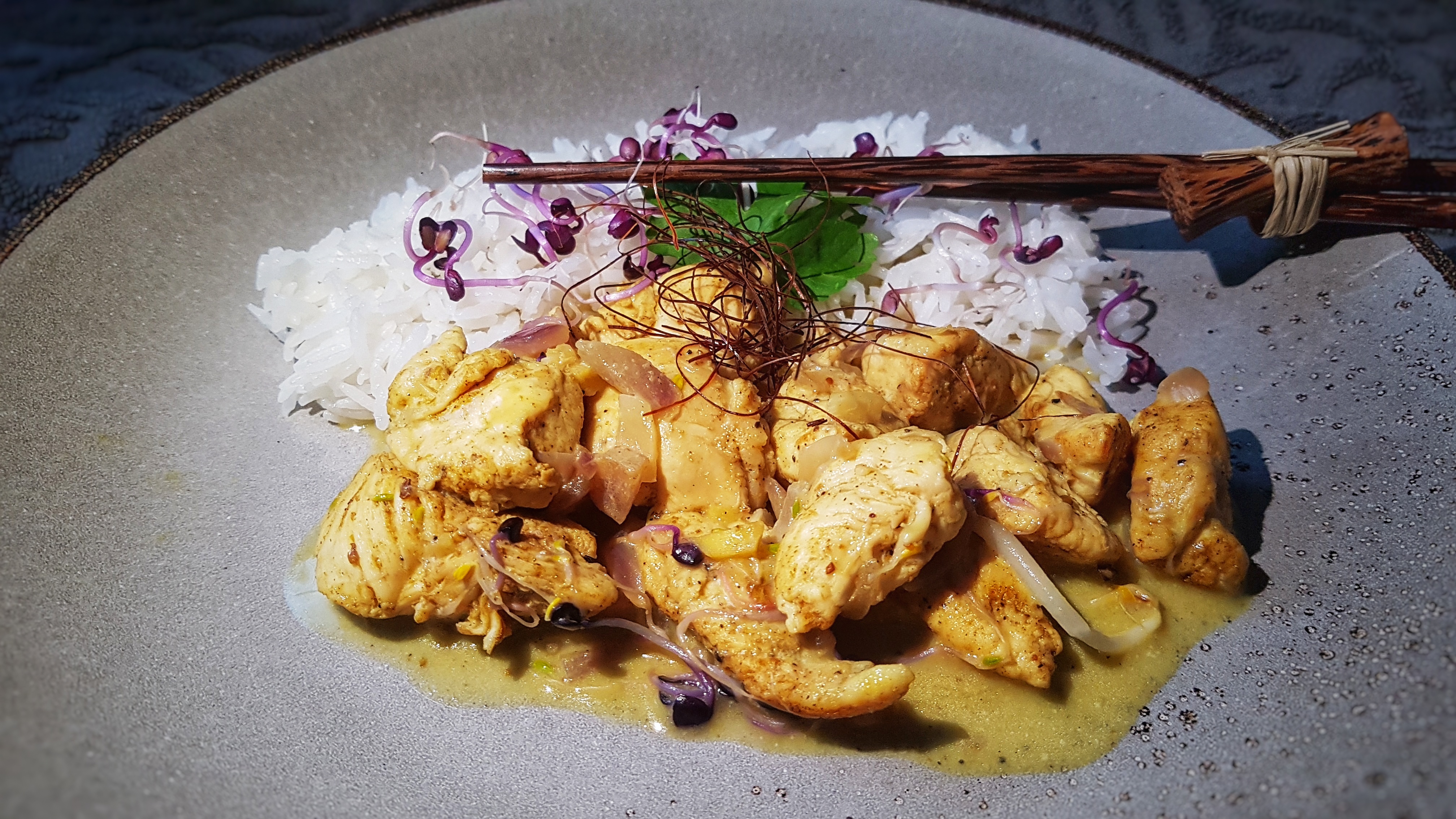 Thailändisches Chicken mit rotem Thai-Curry Öl - lifestylezauber.de