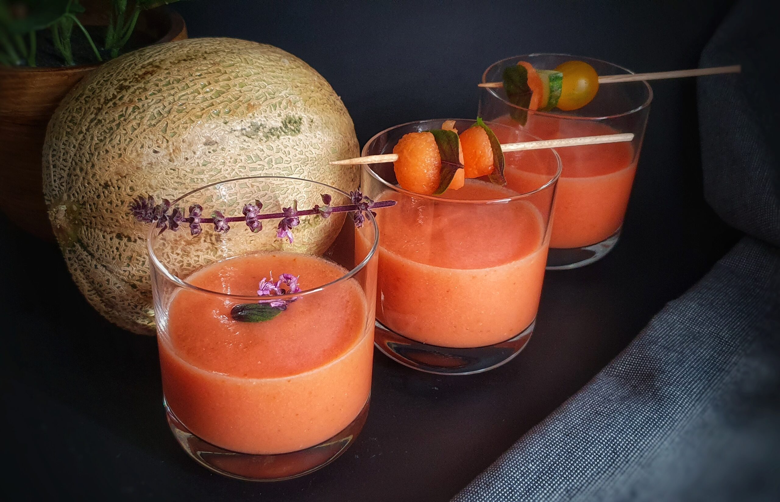 Gazpacho mit Cantaloupe-Melone und Tomaten - lifestylezauber.de